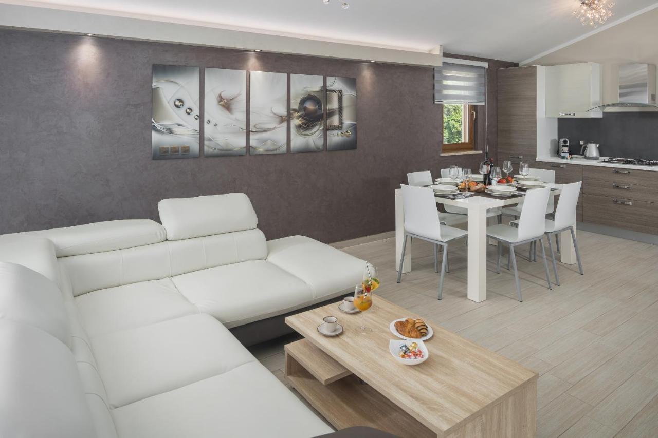 Villa Alena Poreč Dış mekan fotoğraf